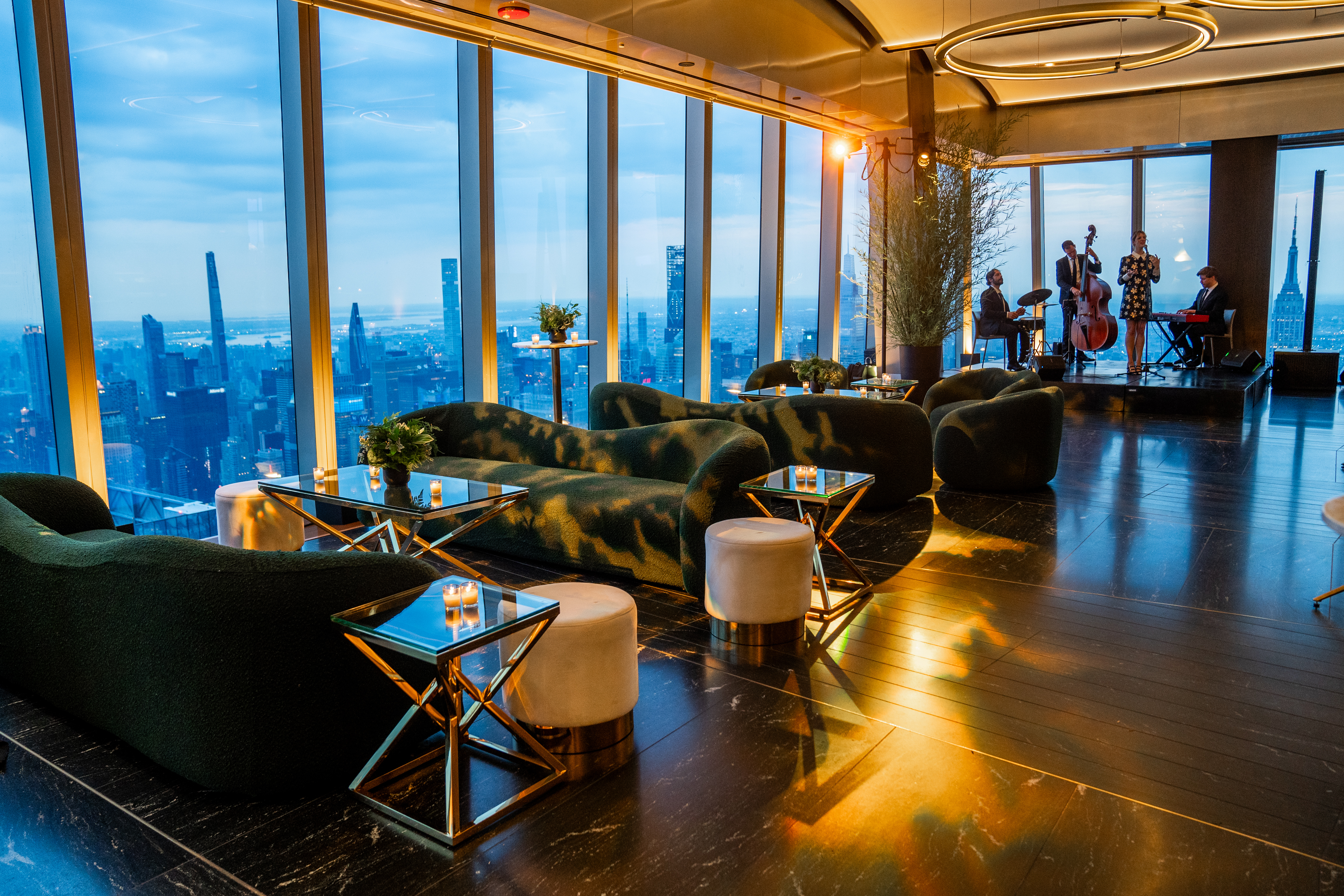 Ava Sofas & Louvre Tables